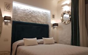 Room Del Giglio