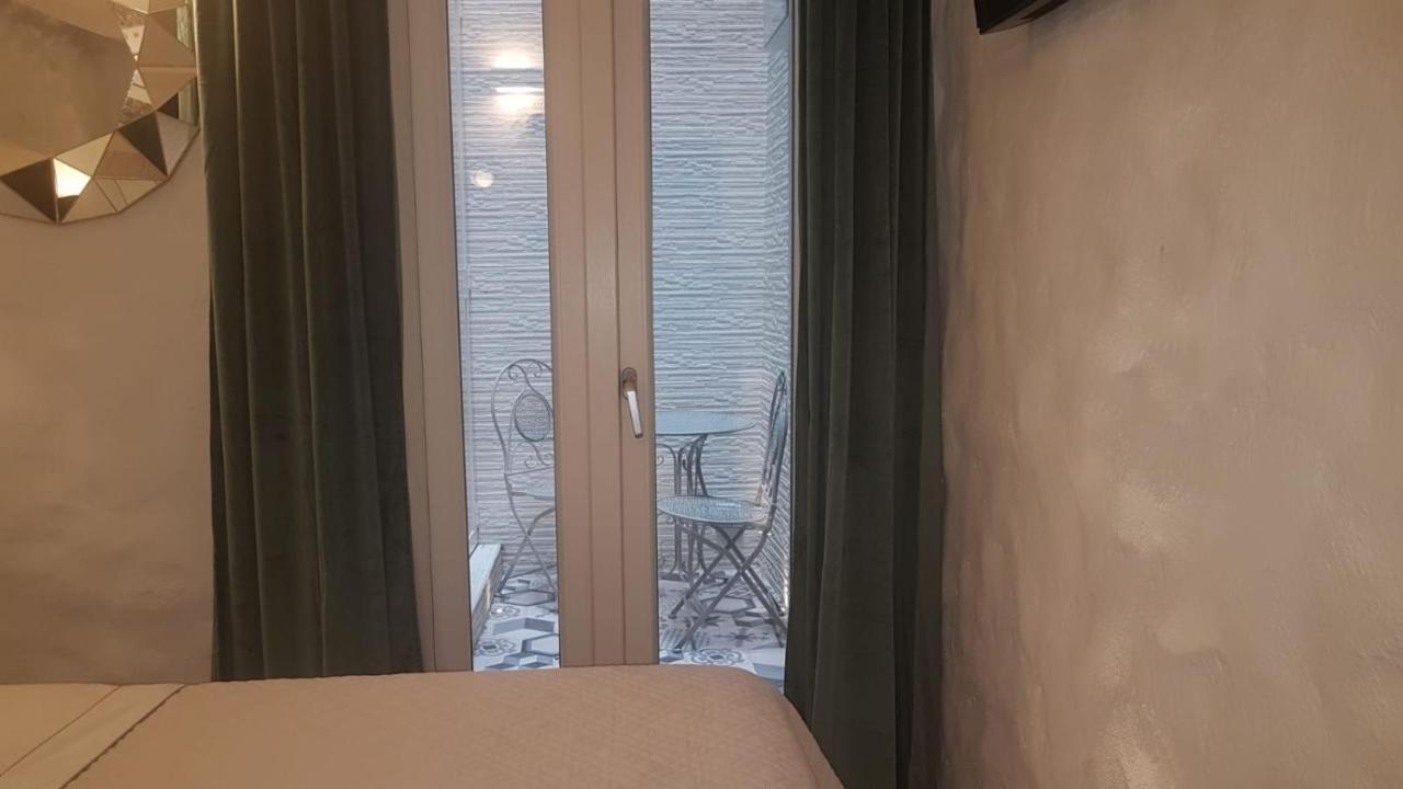 Room Del Giglio Bari Esterno foto